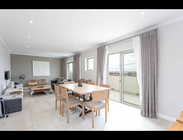 2 BEDROOM APARTMENT BLOCK TO LET IN MUIZENBERG